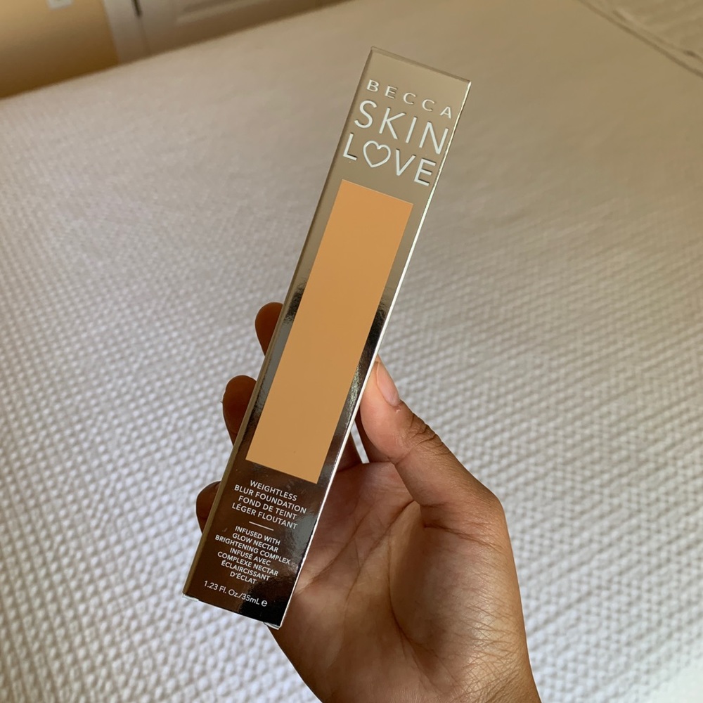 NEW BECCA Skin Love Foundation Driftwood